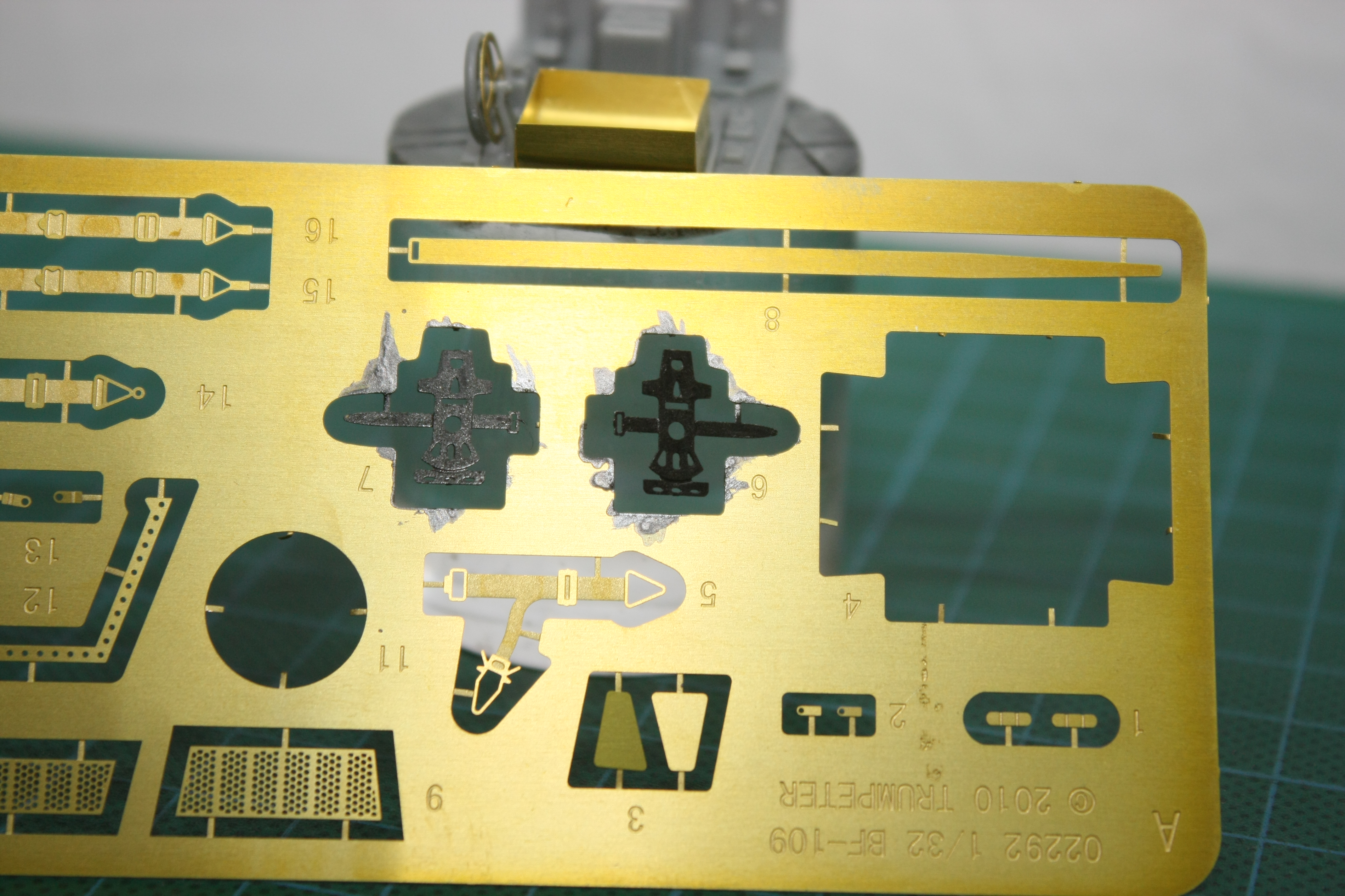 2021 10 11 18 56 26 Messerschmitt  Bf 109 G 2  Trop 00027