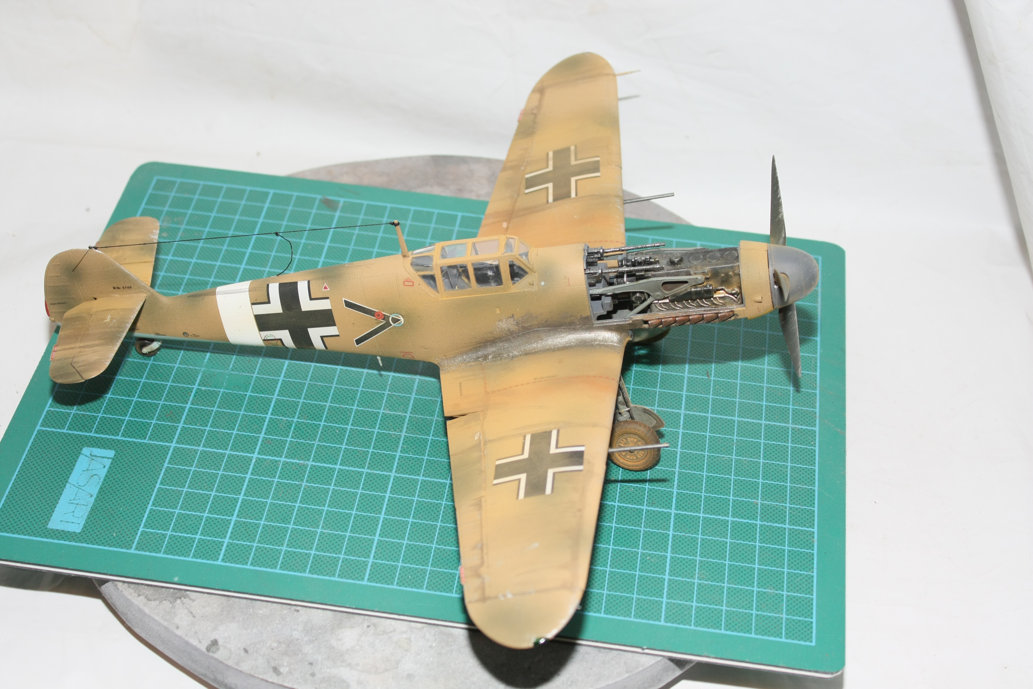 2021 11 06 21 32 09 Messerschmitt  Bf 109 G 2  Trop 00214