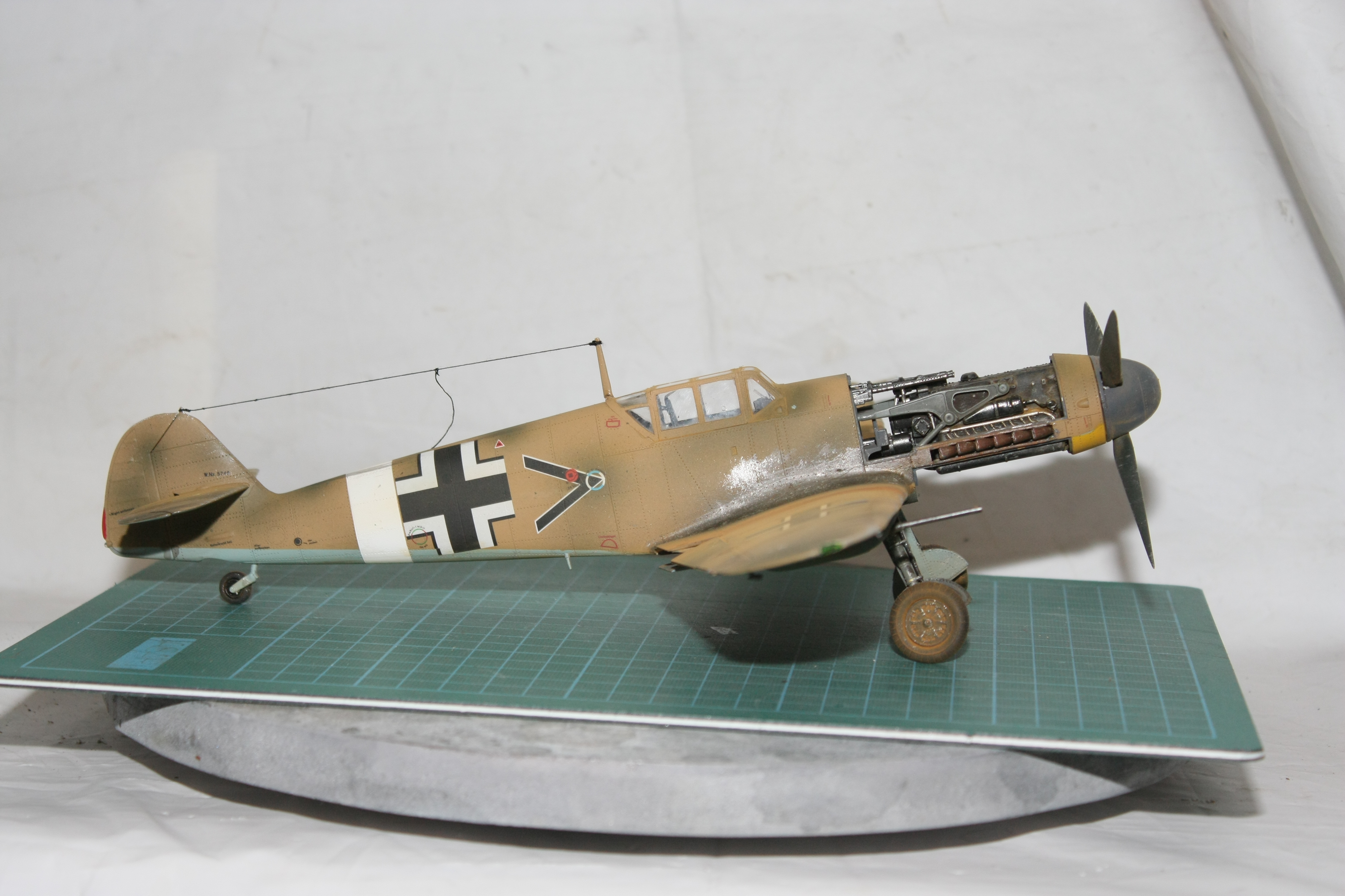 2021 11 06 21 32 11 Messerschmitt  Bf 109 G 2  Trop 00215