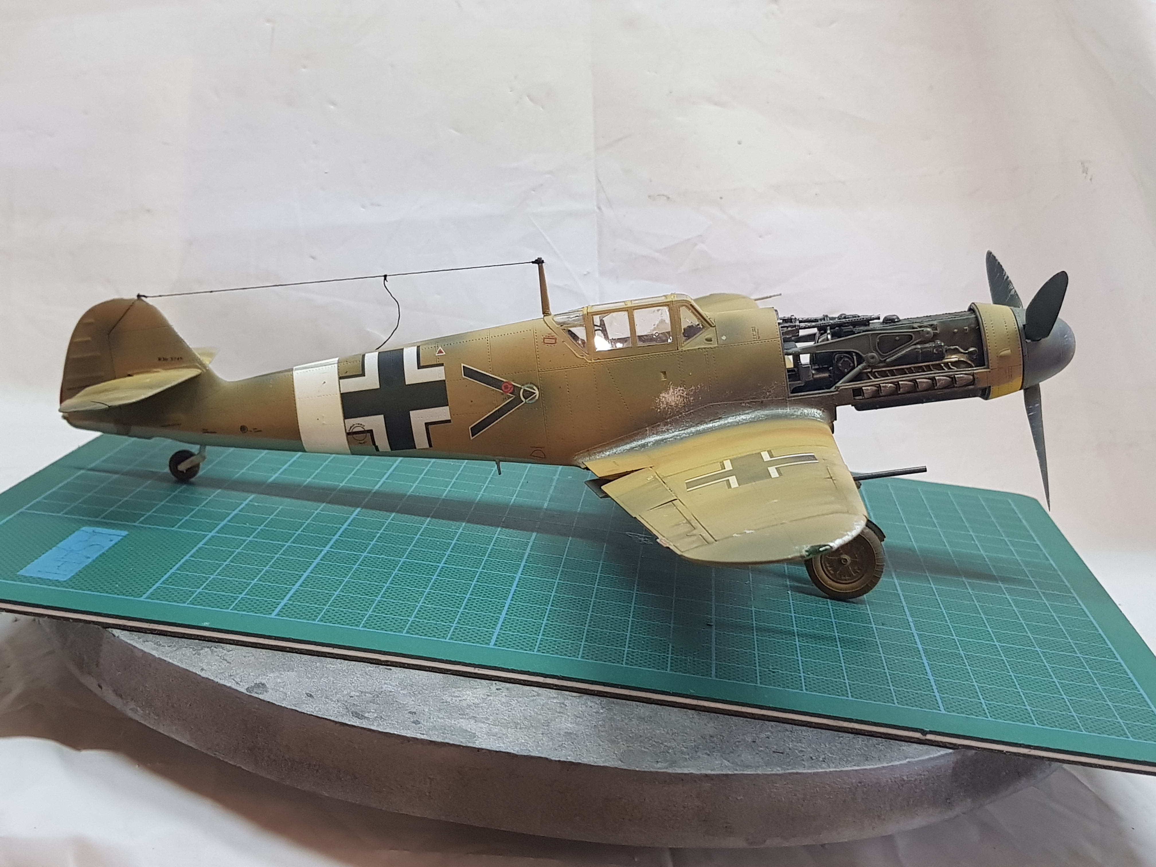 2021 11 22 21 42 37 Messerschmitt  Bf 109 G 2  Trop 00282